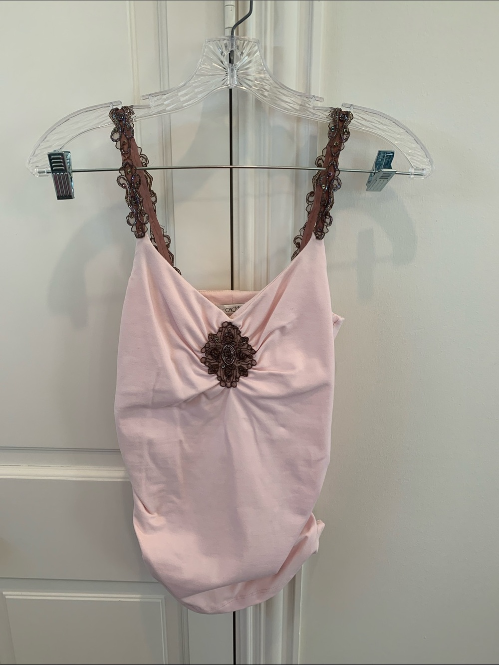 NWT—-Cache Pink Camisole with Brown/Bronze Embellishments & Lace Accents